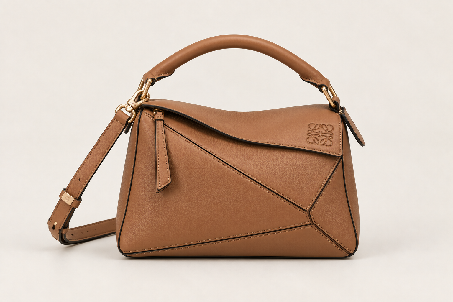 Loewe Puzzle Bag